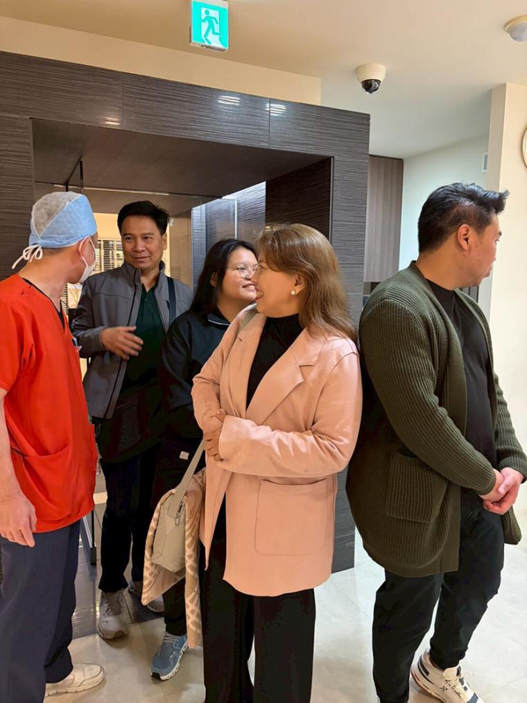 セブ医科大学学長一行が来日され、小幡歯科を訪問しました。2